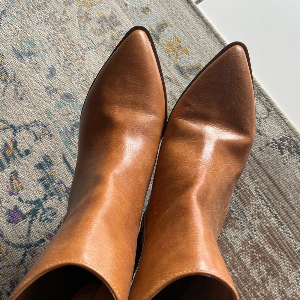 Boots “Universal Thread” - Picture 5 of 7